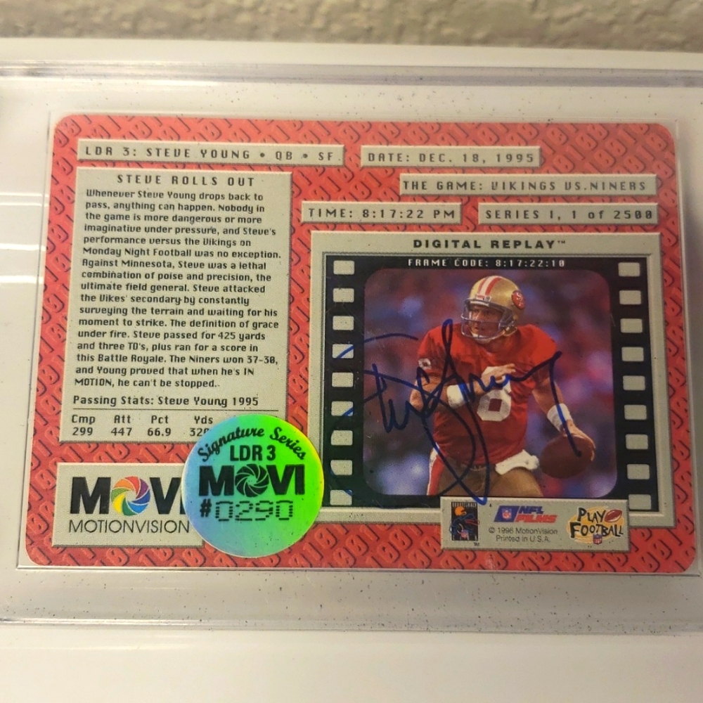 STEVE YOUNG AUTOGRAPH MOTION VISION CARD